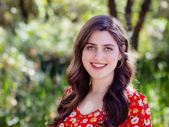 Headshot of Caroline Sanford