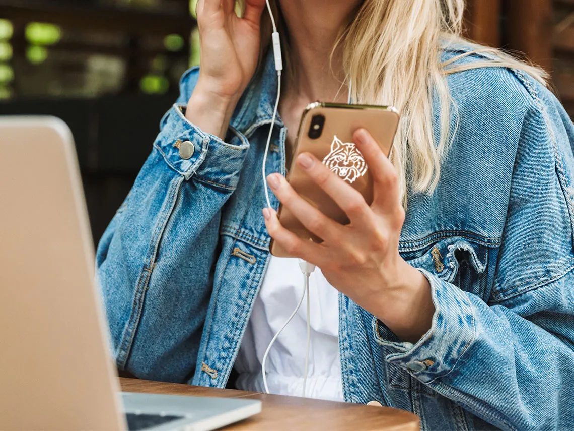 A UArizona student using an instructional app.