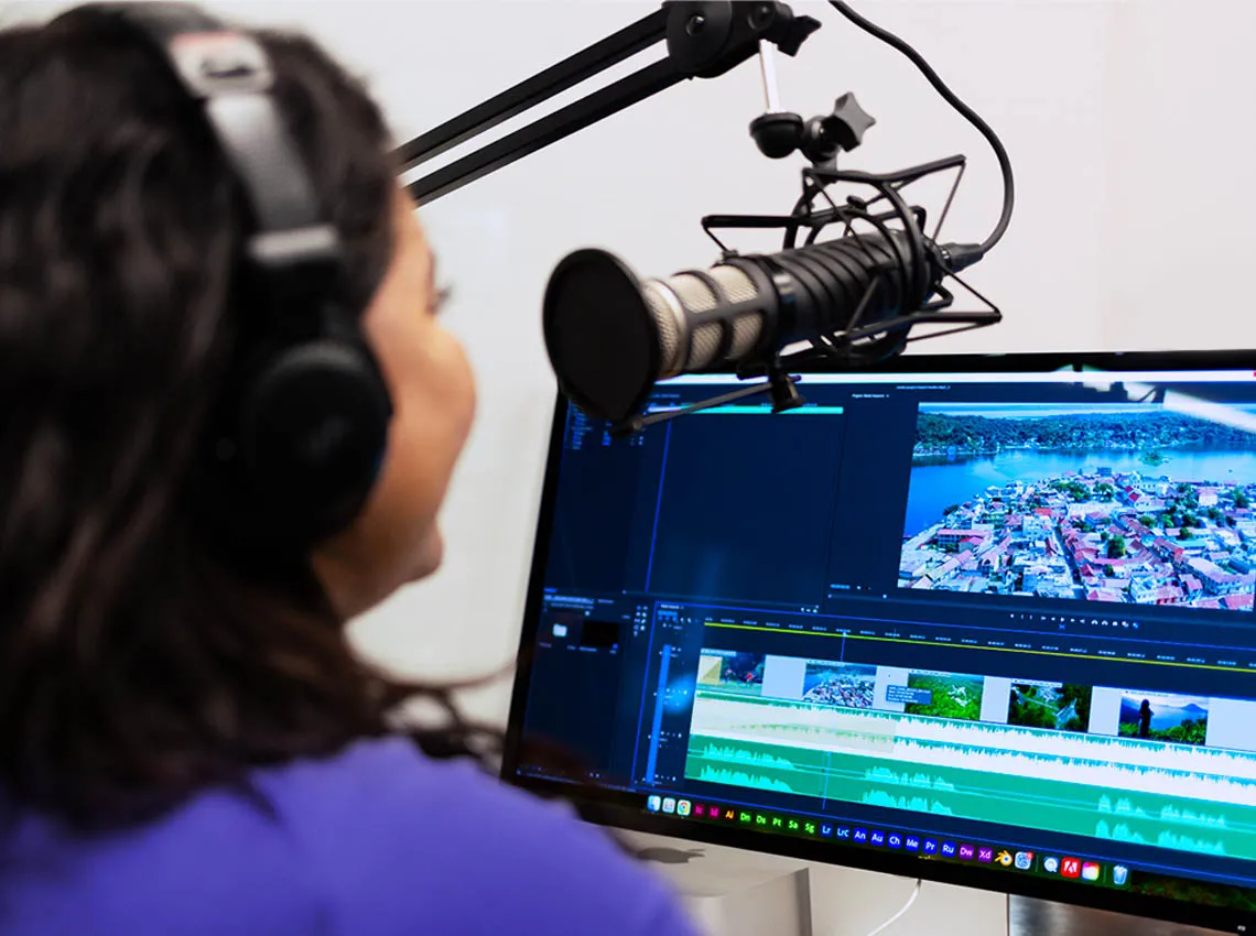 A UArizona student edits her project on Adobe Premiere Pro.